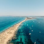 Formentera investiga el sabotaje de boyas de seguridad en playas turísticas clave