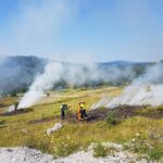 El incendio de Niebla reduce su avance y la UME muestra optimismo