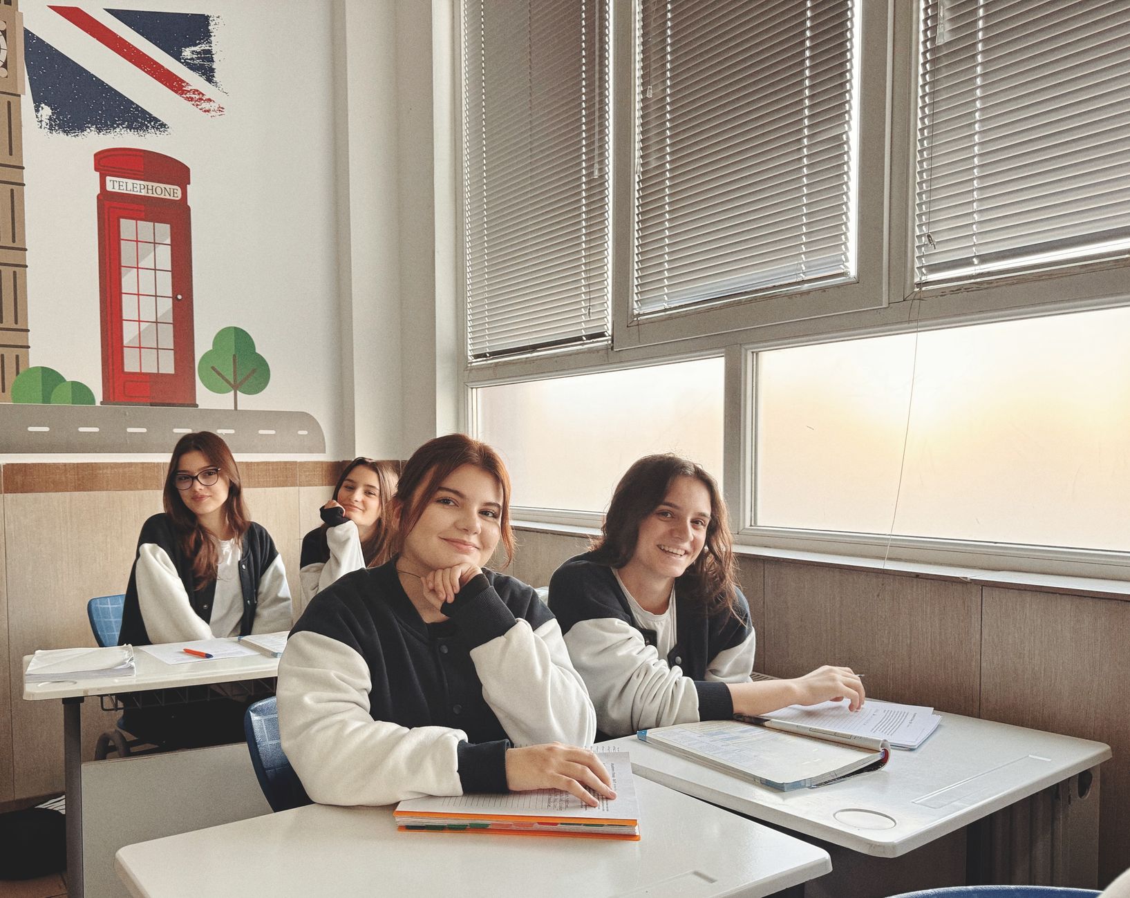 Madrid extiende a 10 colegios un programa de IA y robótica para alumnos con TEA