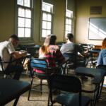 Juanfran Pérez Llorca descarta persecución a profesores y exige neutralidad ideológica