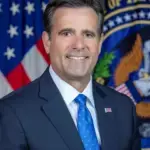 John Ratcliffe aterriza en Moscú con C‑17 y se reúne con Naryshkin
