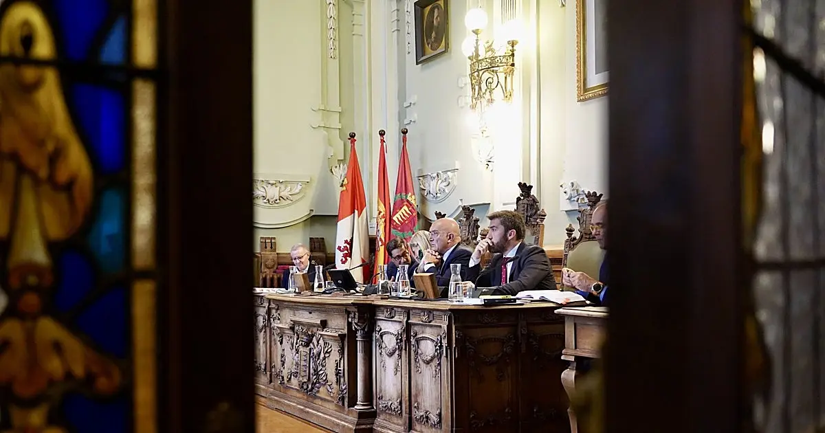 Gritos de 'fascistas' a la concejal de Vox en Valladolid