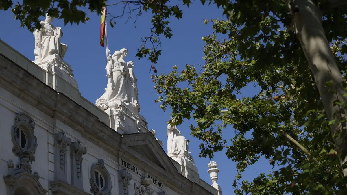 La Junta Electoral Central cede al Supremo y paraliza el voto de los nietos del franquismo