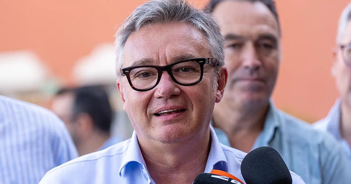 Gavira acusa al PSOE-A de convertir la Junta en 'cortijo'
