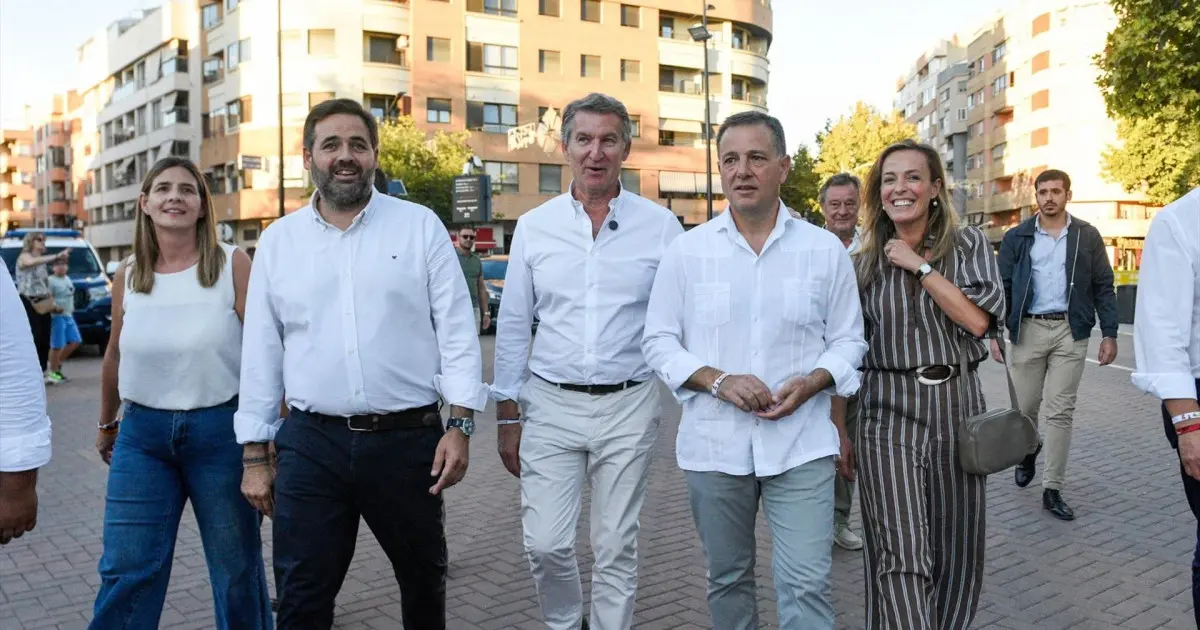 Feijóo promete 'unir a España' en Albacete mientras López le responde: "No llegará a Moncloa"