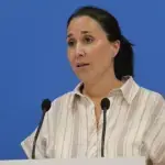 Hernández del PP en Castilla-La Mancha exige a García-Page dejar de ser "socio de Sánchez" Hernández del PP en Castilla-La Mancha exige a García-Page dejar de ser "socio de Sánchez"