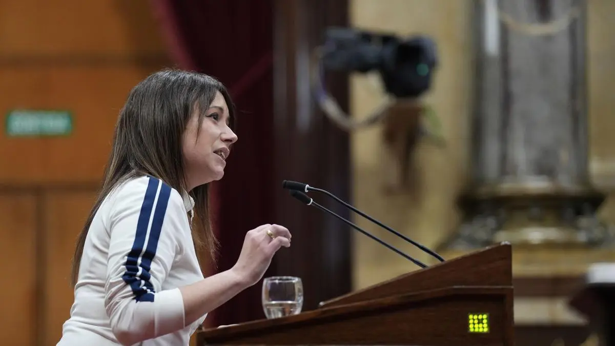 La CUP elige a Laure Vega como candidata a alcaldesa de Barcelona