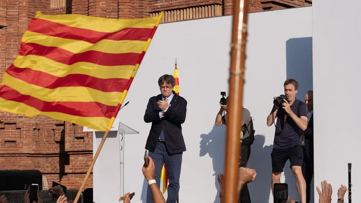 Puigdemont pide archivar su caso por el 1-O