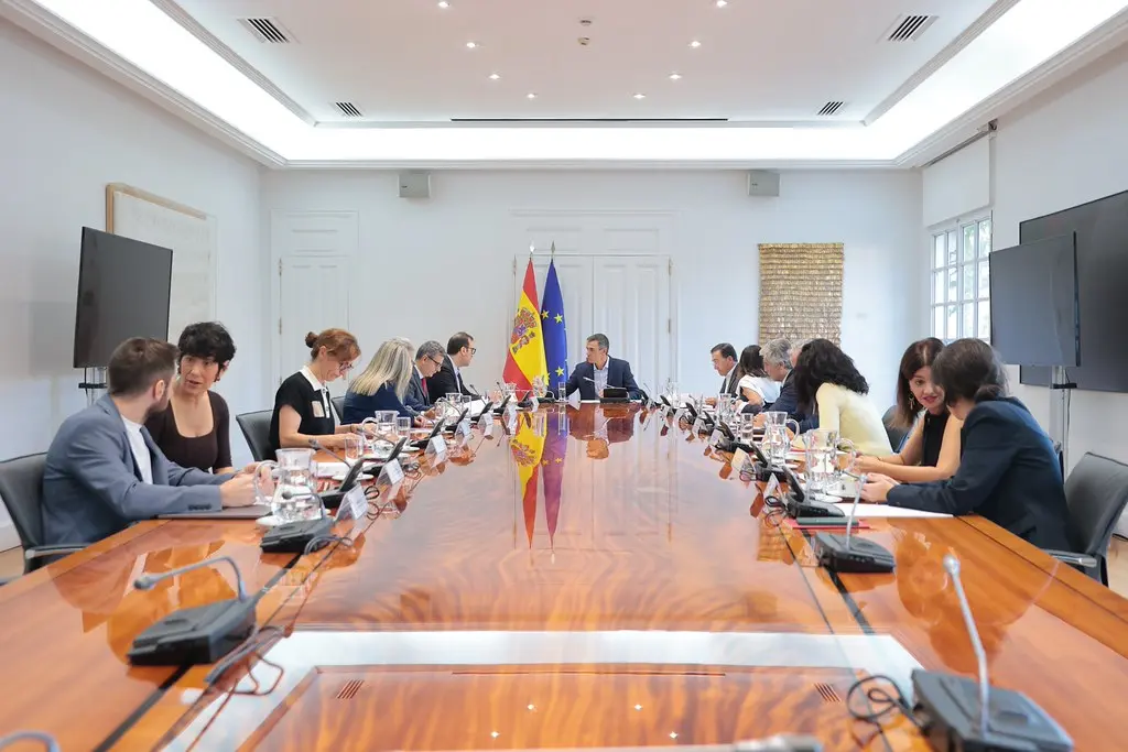Defensa pospone la reforma de las Fuerzas Armadas a las elecciones