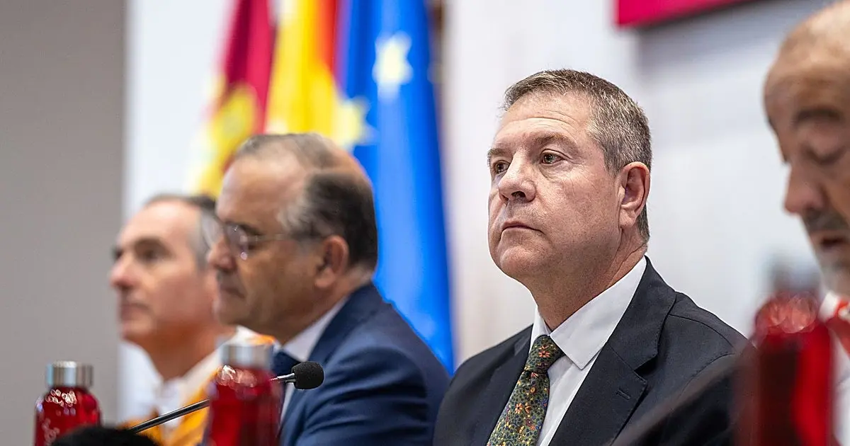 García-Page acusa a diputados socialistas de romper disciplina