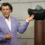 La Graciosa ya tiene escultura en el Parlamento canario La Graciosa ya tiene escultura en el Parlamento canario
