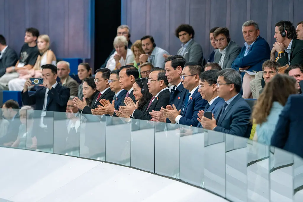 Canadá y la UE acuerdan explorar un estatus de 'miembro asociado' sin precedentes