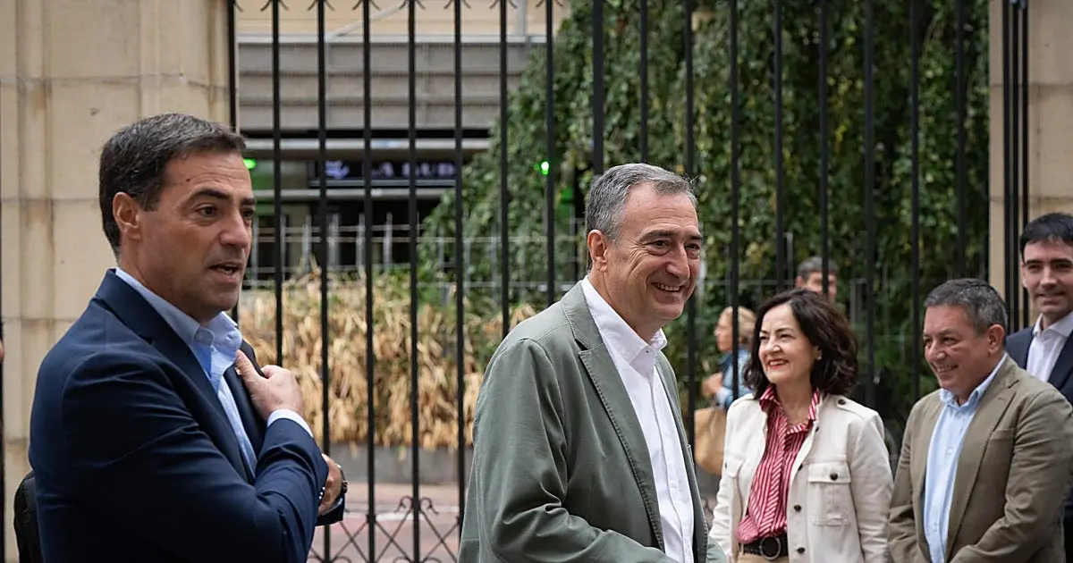 PNV y Pradales, diana en la precampaña vasca