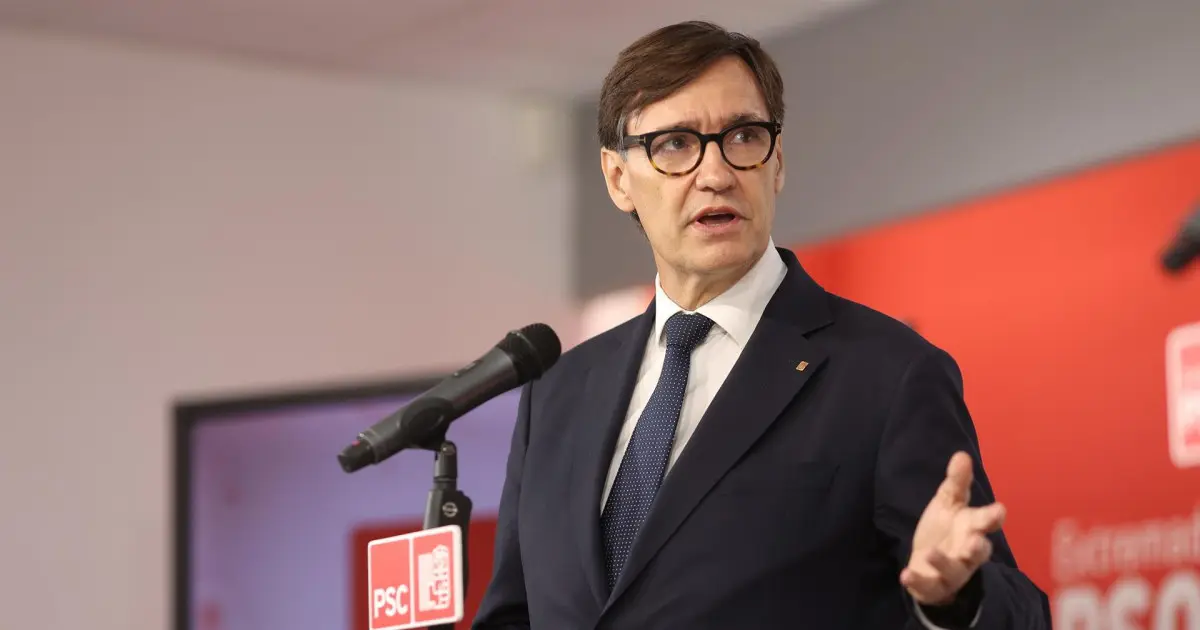 Salvador Illa avanza con el Gobierno en endurecer penas por armas en Cataluña