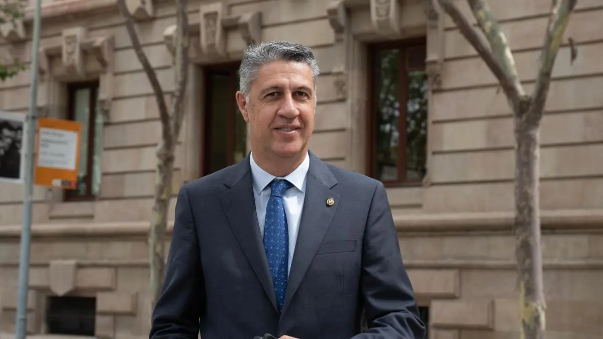 La Fiscalía investiga al alcalde de Badalona por delito de odio por mensaje contra un detenido