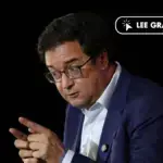 Óscar López acusa a Ayuso de comprar ático para uso personal con informes falsos
