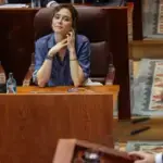 Ayuso amenaza con querella a Bergerot y Espinar