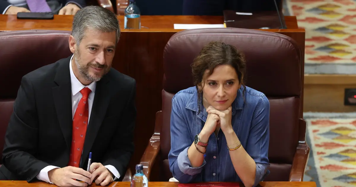 Madrid prepara una querella contra PSOE y Más Madrid por el ático