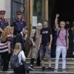 Irídia, Ómnibus y ANC denuncian vulneración de derechos lingüísticos en el juicio del 1-O Irídia, Ómnibus y ANC denuncian vulneración de derechos lingüísticos en el juicio del 1-O