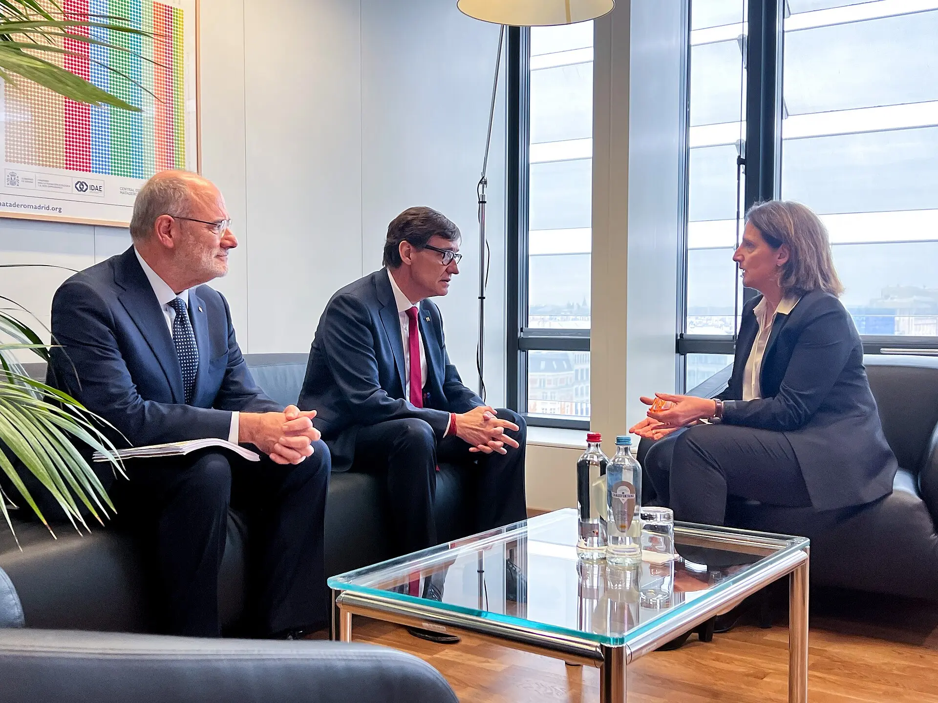 Cataluña forma a 500 jueces para frenar la fuga judicial