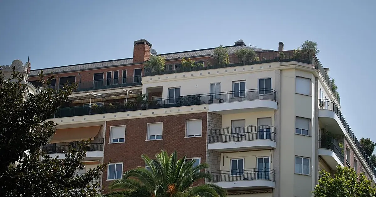 La juez de Madrid abre diligencias por posible prevaricación en la compra del ático de Chambera