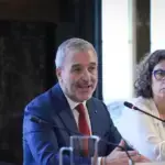 Barcelona crea fondo municipal para salvar locales emblemáticos antes de fin de año