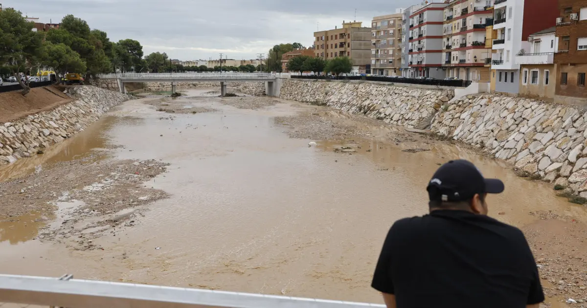 Barrachina exige a Aemet revisar alertas por lluvias: "Sus previsiones fallaron en Valencia"