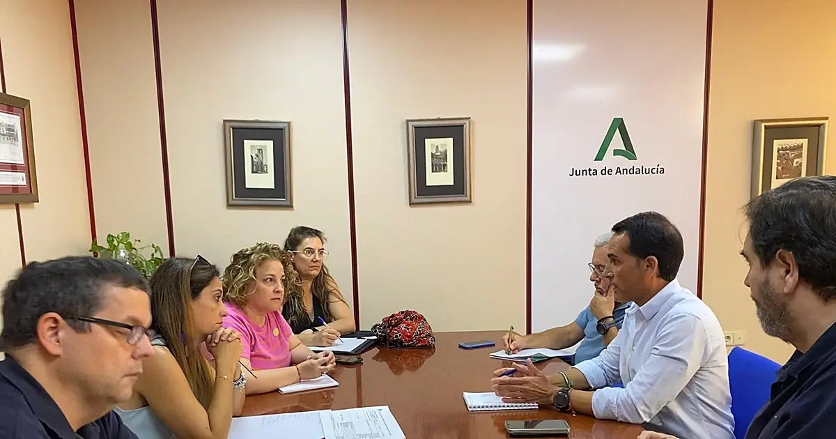 Andalucía da 11 docentes extra por falta de transporte escolar