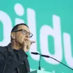 Otegi plantea un pacto amplio para frenar a la extrema derecha Otegi plantea un pacto amplio para frenar a la extrema derecha