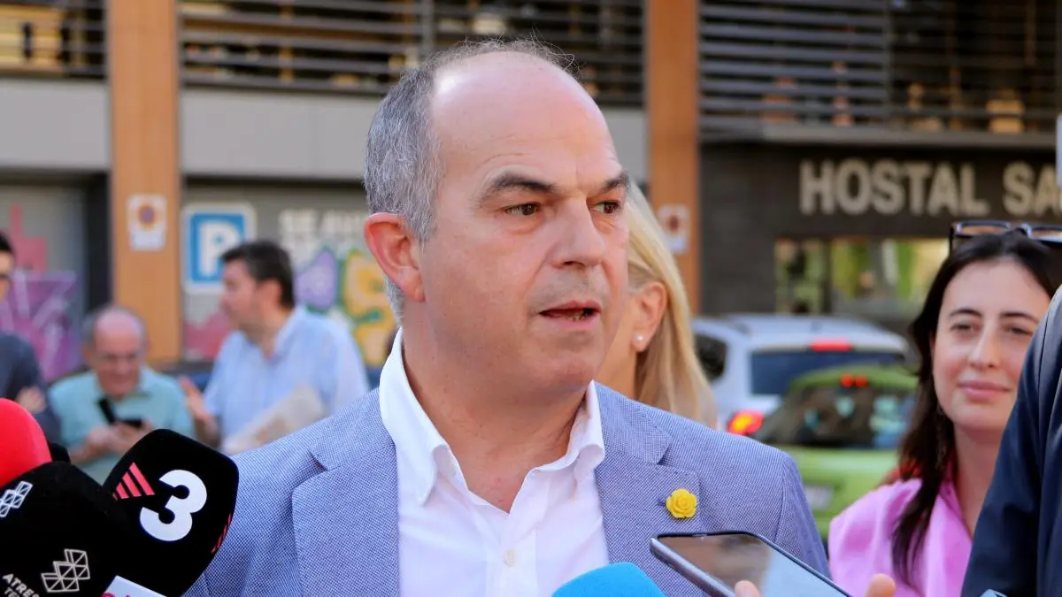 Junts acusa a PP y PSOE de usar Cataluña como 'campo de batalla' antes de sus actos