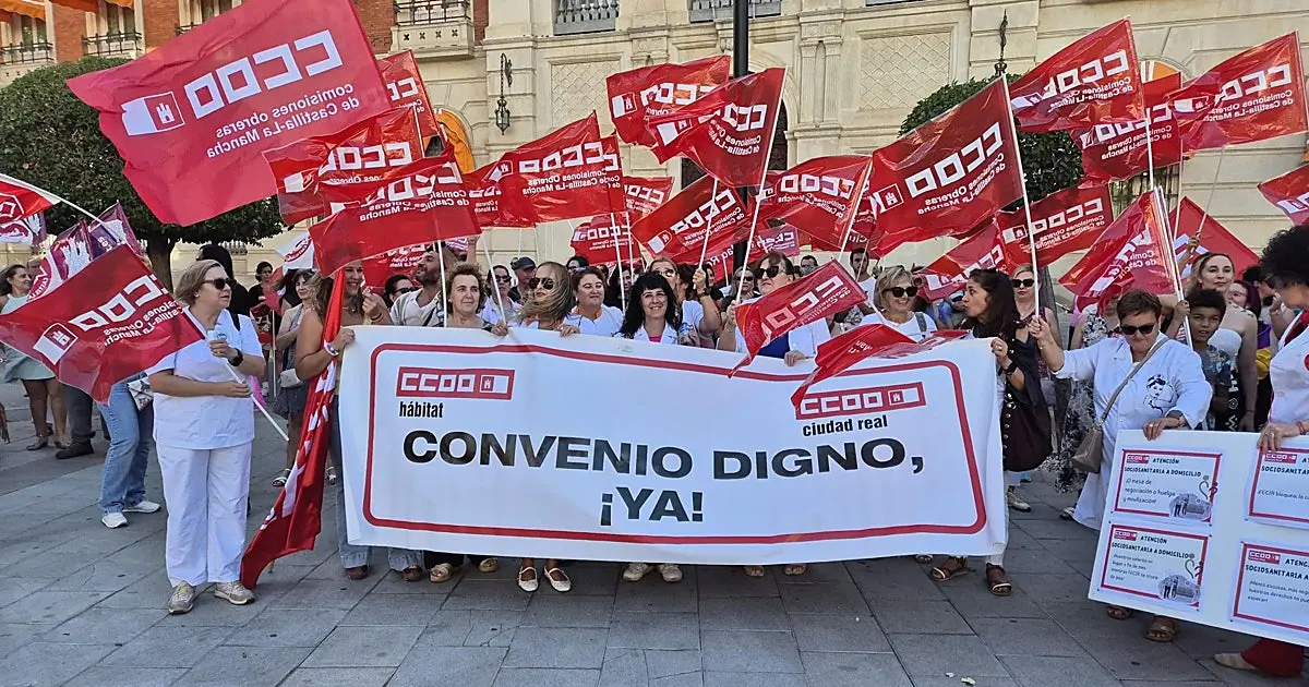 400 auxiliares sociosanitarios paralizan Ciudad Real para forzar convenio de 2.500 trabajadoras