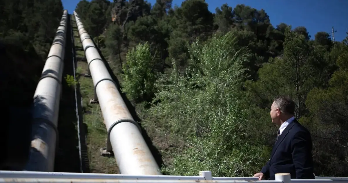Page exige al Gobierno asumir la gestión del agua