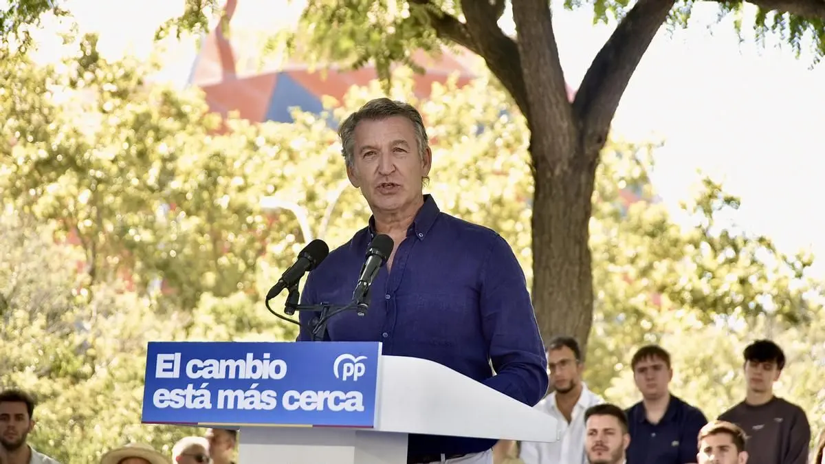 Feijóo acusa al Gobierno de ahogar a España con 25.180 millones en impuestos y sin presupuestos