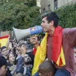 El Congreso retira la acreditación a Vito Quiles por grabar a Zapatero en sede parlamentaria El Congreso retira la acreditación a Vito Quiles por grabar a Zapatero en sede parlamentaria
