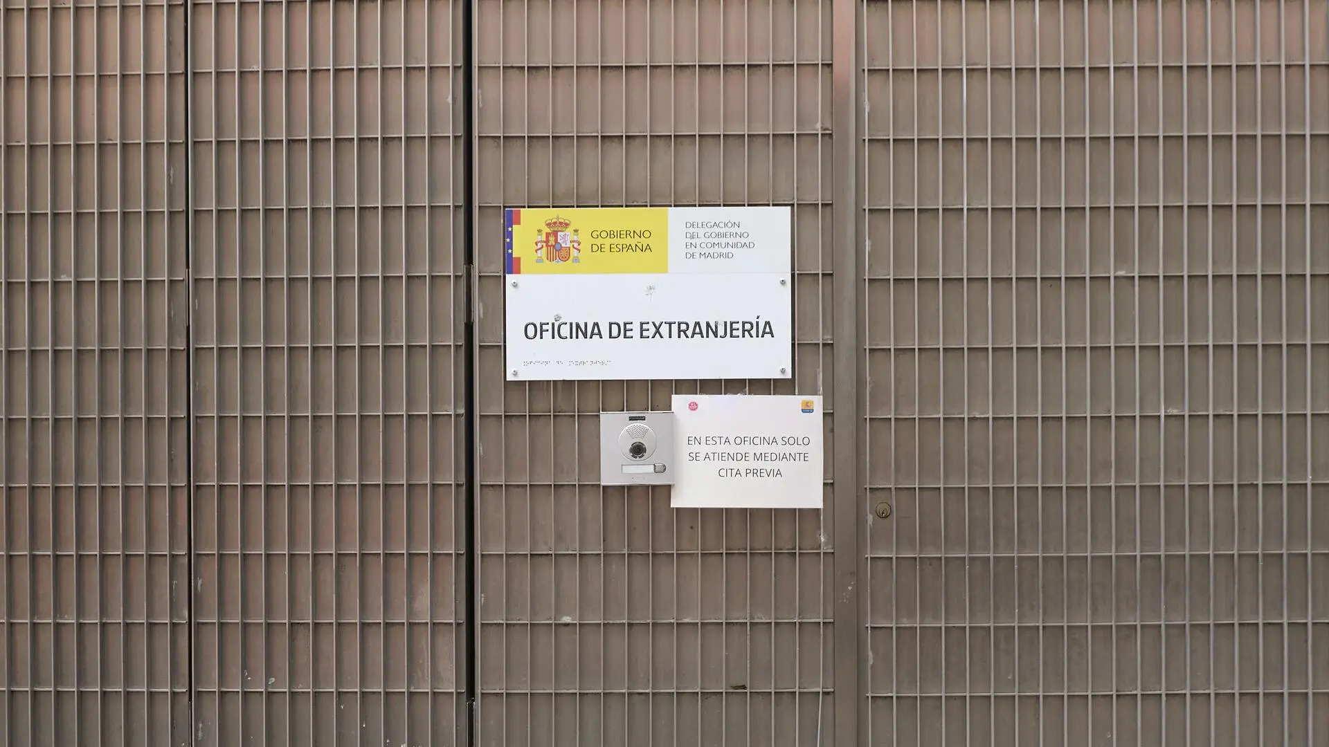El Supremo anula requisitos clave del Reglamento de Extranjería