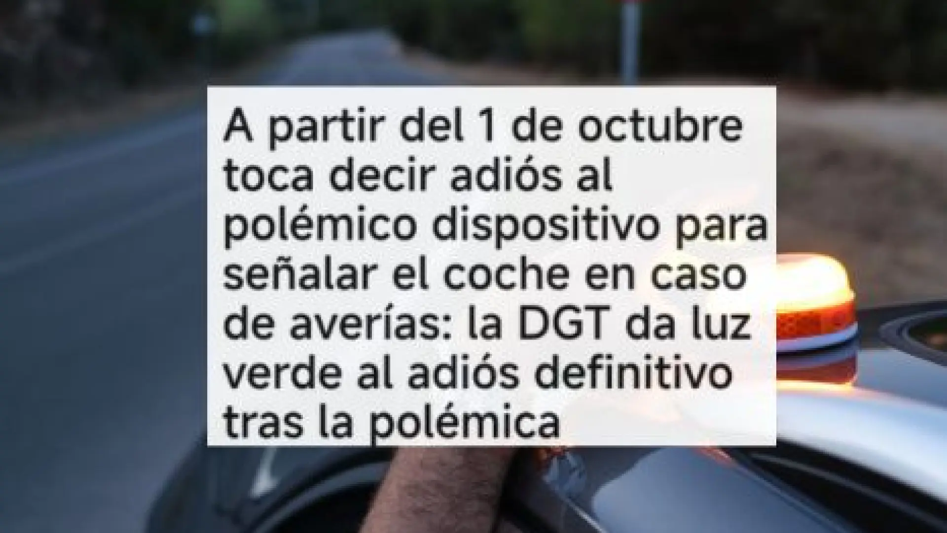 La DGT desmiente el fin de la baliza V16: sigue obligatoria en 2026