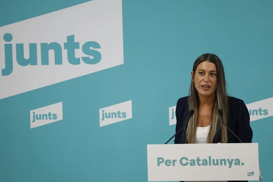 Junts y el PSOE buscan consenso para frenar desahucios y gravar fondos de inversión