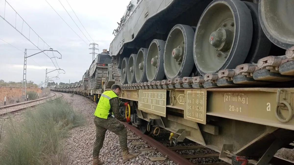 Defensa reserva 110 millones para transportar blindados y tropas en tren hasta 2030