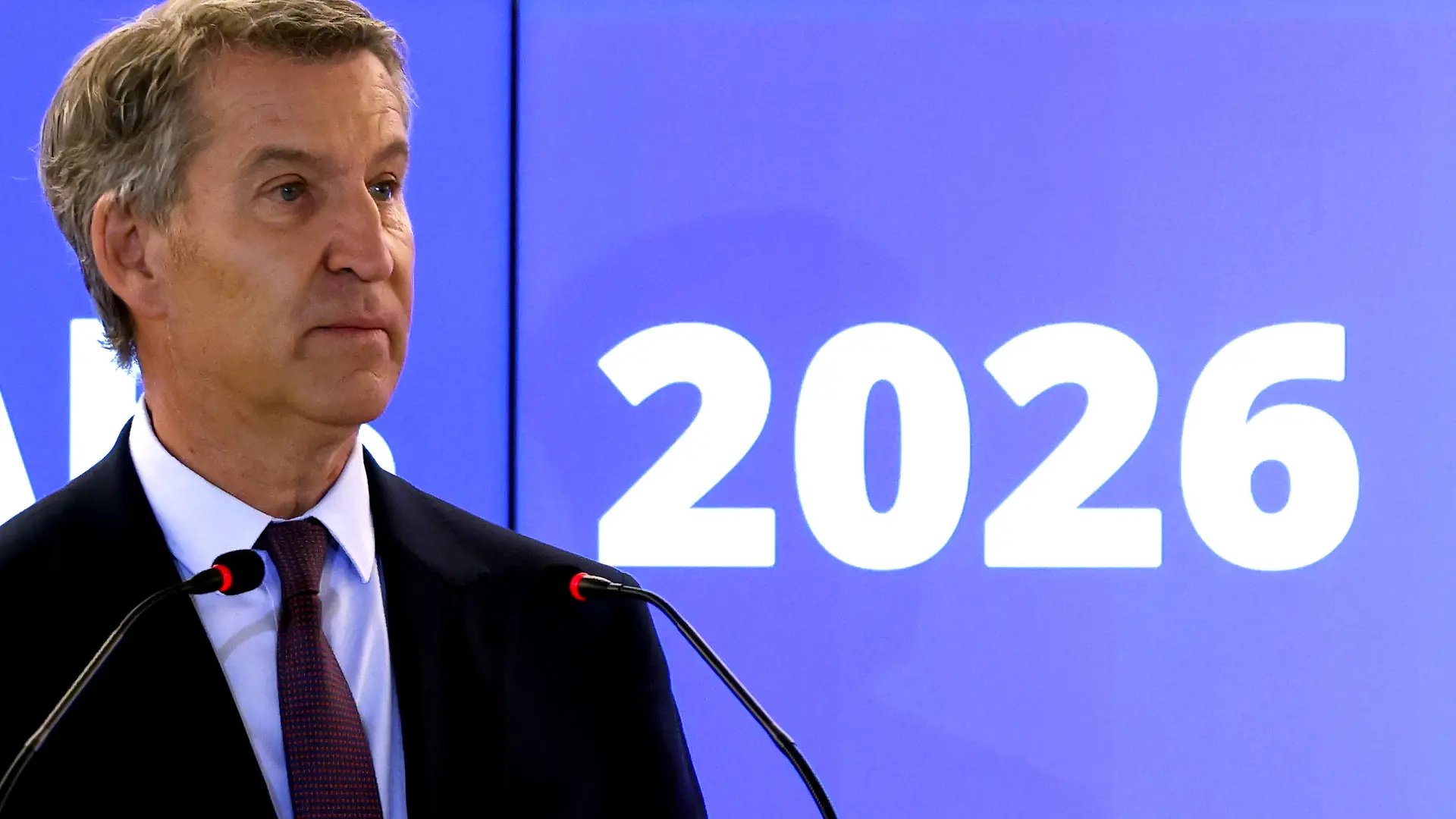 Feijóo exige un millón de viviendas y llama "inhabilitado" al Gobierno