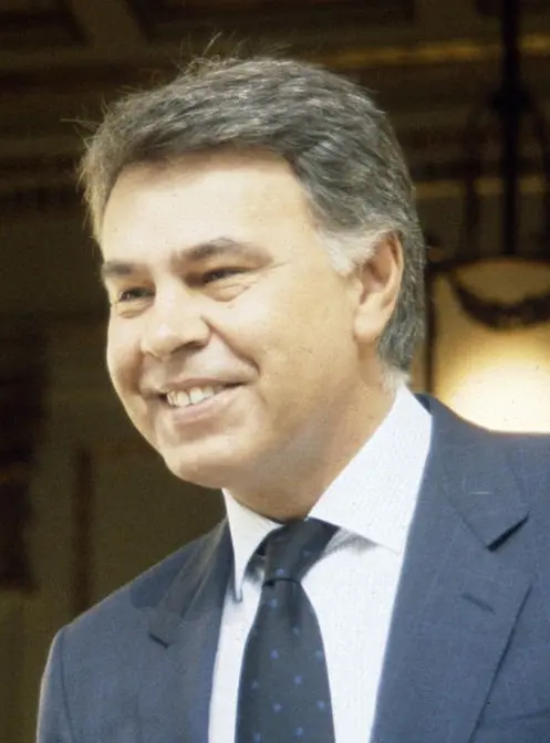 Los expresidentes conservan coche oficial y seguridad con fondos públicos