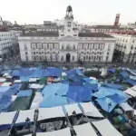 Madrid da 48 horas para desmantelar la acampada de Sol o irá a los tribunales