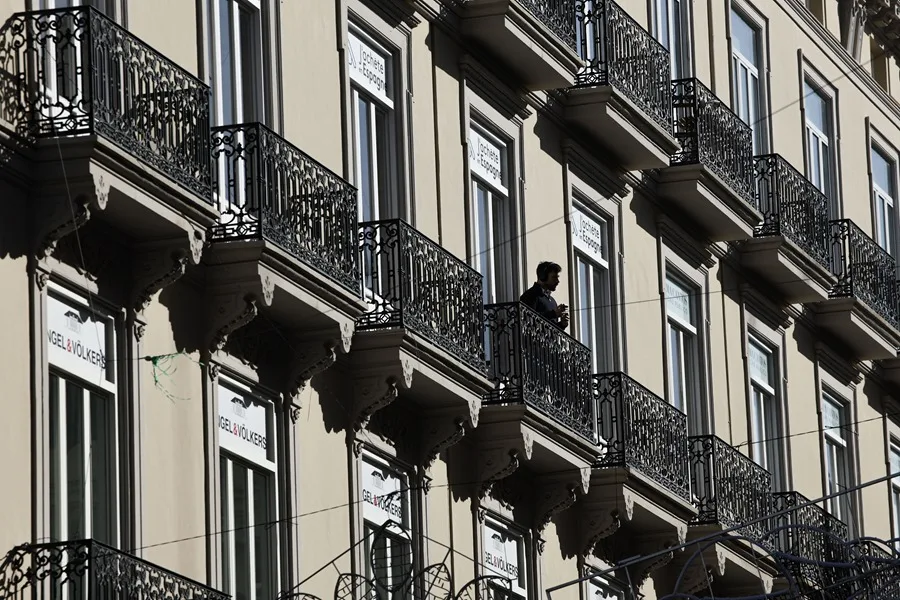 El BOE publica el decreto de vivienda que limita compras a fondos hasta 2028