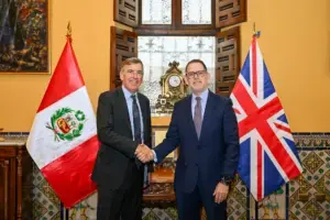 Reform UK empata con los laboristas en Reino Unido con un 23 %