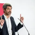 Ernest Urtasun abre la puerta a liderar Sumar - "Mi lugar será donde decidan los compañeros" Ernest Urtasun abre la puerta a liderar Sumar: "Mi lugar será donde decidan los compañeros"