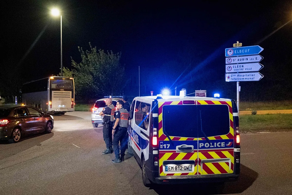 Francia investiga sabotaje tras descarrilamiento con barra de 300 kg que hirió a 44 personas