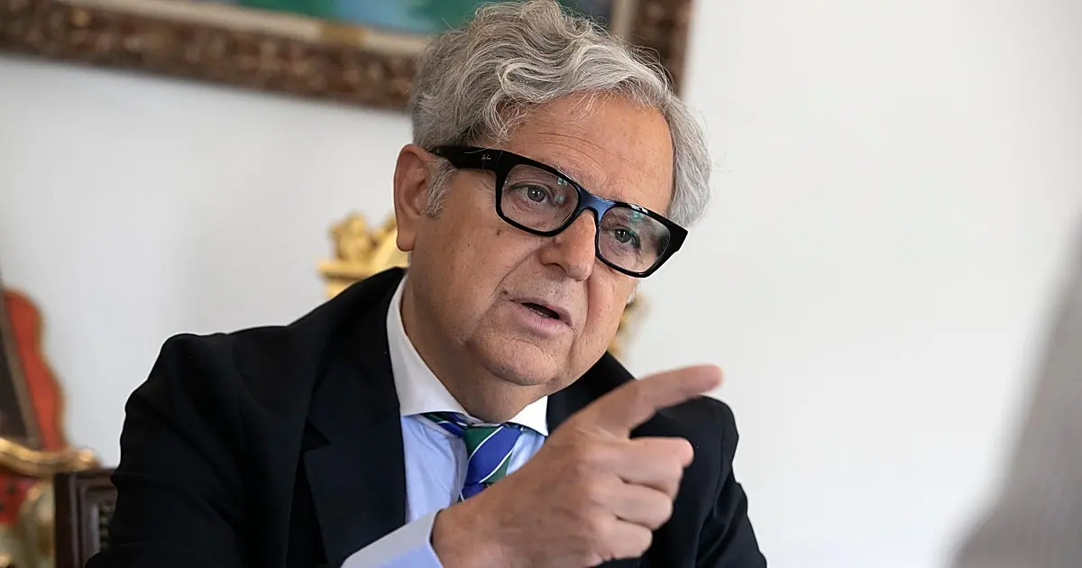 Carapelli amenaza con comprar Deoleo y arrasar el mercado