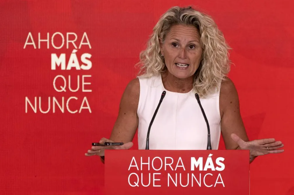El Supremo suspende el voto de los 'nietos' y el Gobierno acusa a jueces de 'salva patrias'