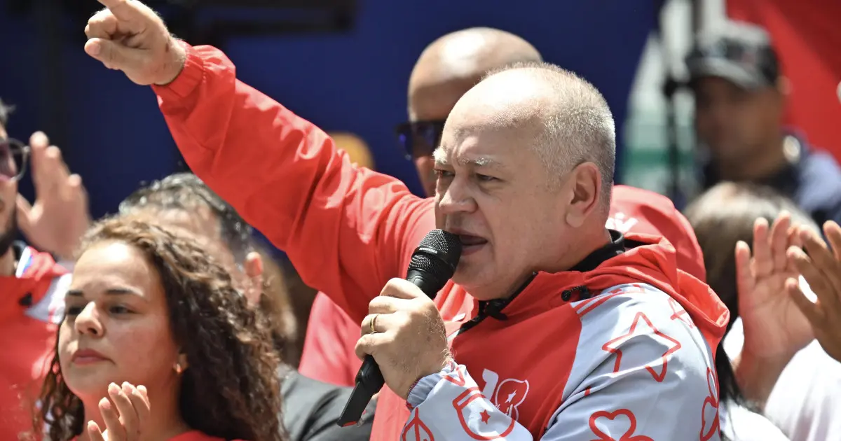 Cabello tilda de show las denuncias de Machado