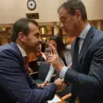 Vox supera al PSOE en Murcia y el PP roza la mayoría absoluta Vox supera al PSOE en Murcia y el PP roza la mayoría absoluta