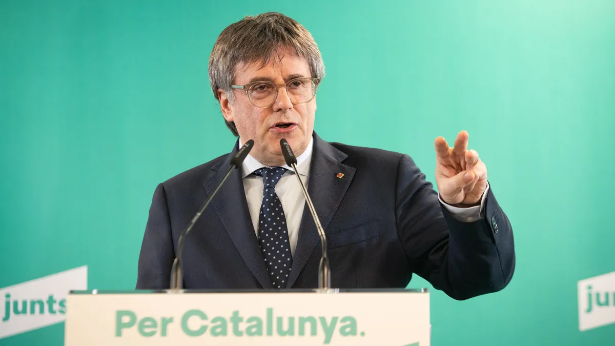 Puigdemont reivindica el 1-O como 'victoria' y acusa al Estado de 'autoritarismo